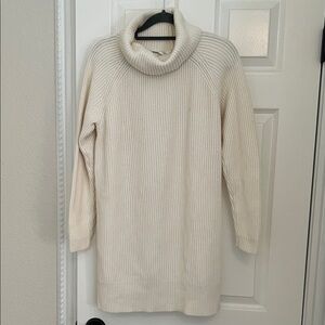 Kensie Cream Turtle Neck Sweater